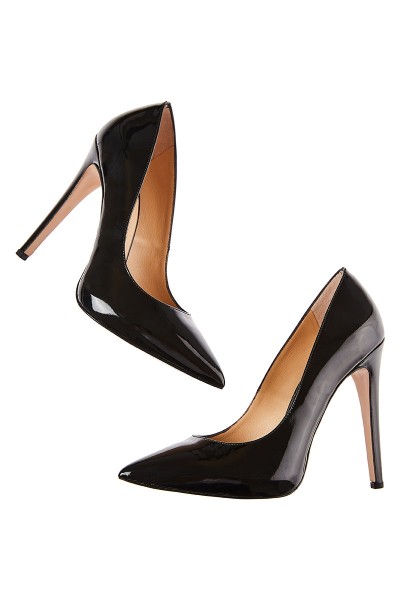 Patent Leather Pumps With Pointed Toe