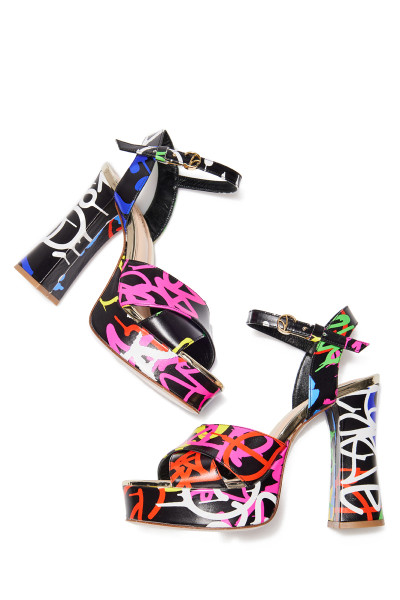 Graffiti Print Cross-Strap High-Heeled Sandals With Chunky Heels & VALTADOROS Logo Details